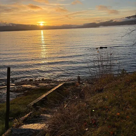 Сasa de vacaciones With Private And Fjord View Perfect For Coolcation And Calmcation